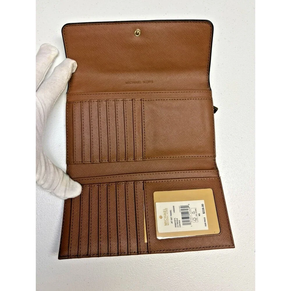 Michael Kors Jet Set Travel Tri Fold Leather Brown Wallet NWT